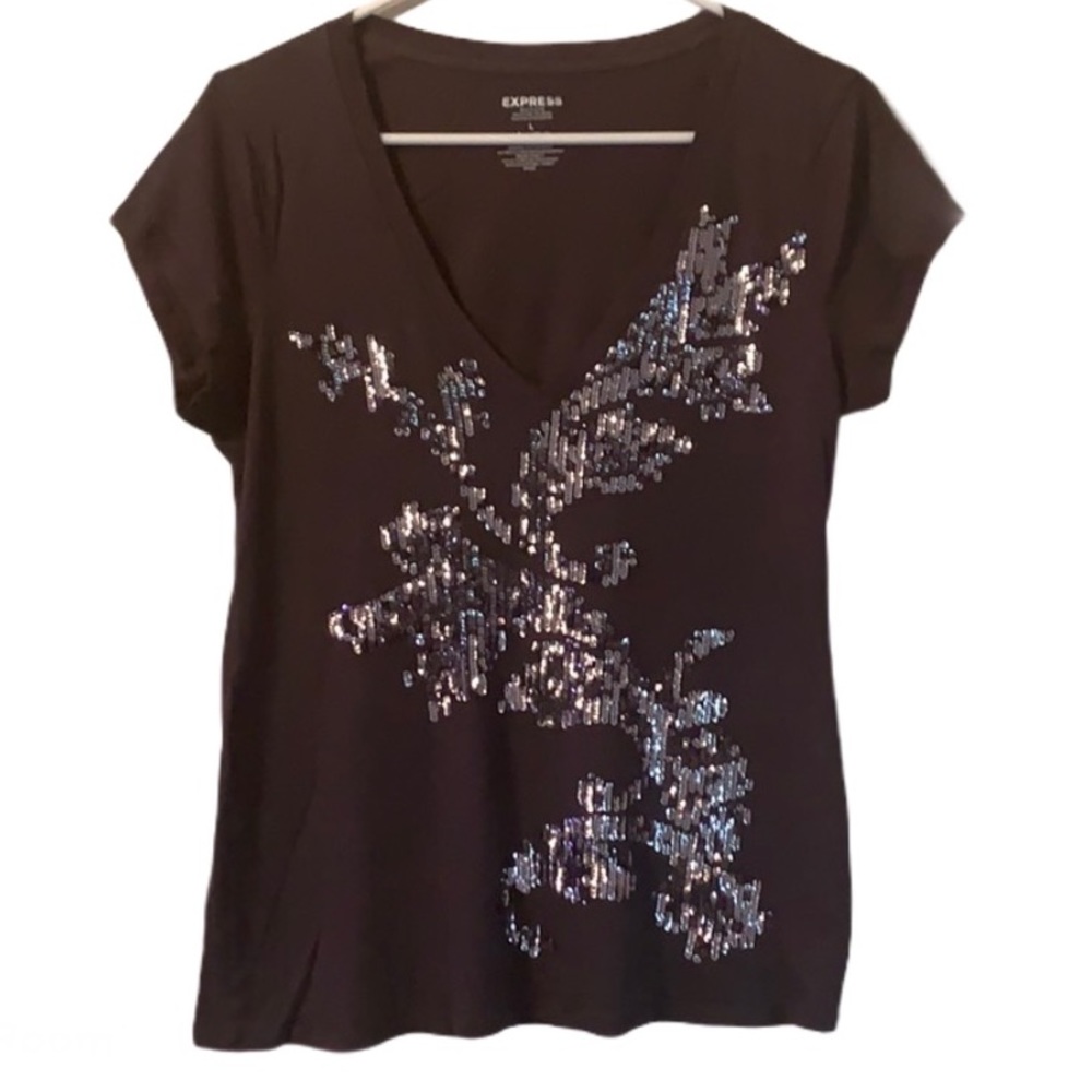 🎃2 for $15!🎃 Express v-neck tee sequin design